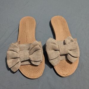Women's Tan Burlap Bow Slides